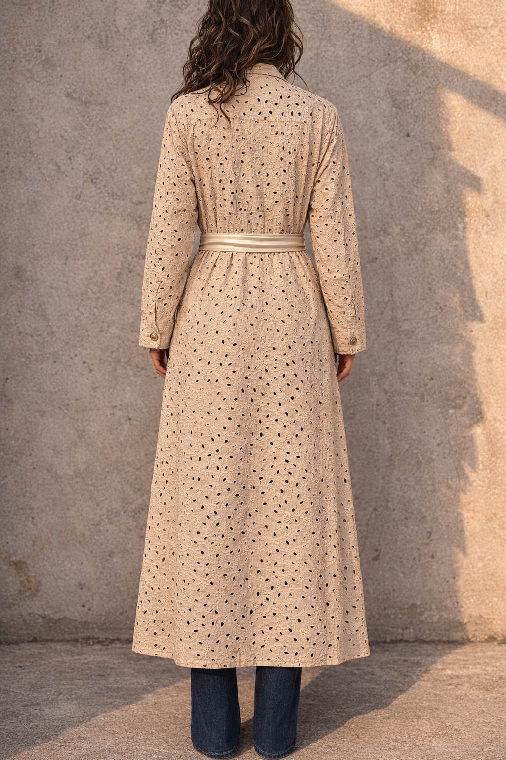 Long 4 Pocket Eyelet Embroidery Shirt